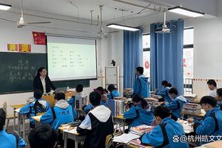 欧冠-多特vs埃因霍温首发：桑乔、罗伊斯先发 菲尔克鲁格出战